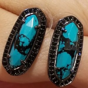 Gunmetal Variegated teal magnesite stud earrings